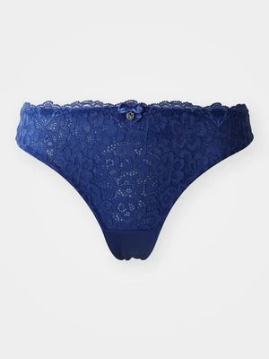 Stringi Hunkemöller