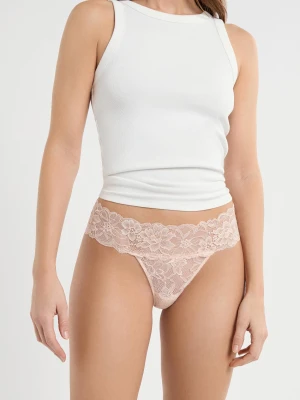 Stringi koronkowe Etam