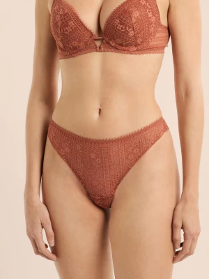 Stringi koronkowe Etam