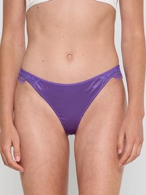 Stringi love stories