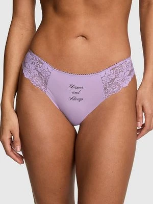 Stringi no-show Victoria's Secret