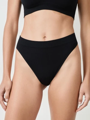 Stringi prążkowane Etam