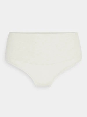 Stringi Spanx