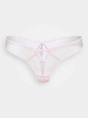 Stringi Undress Code