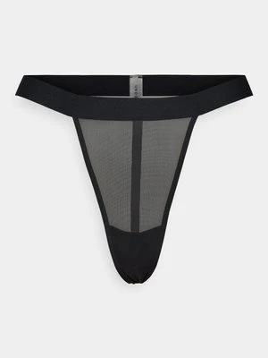 Stringi Undress Code