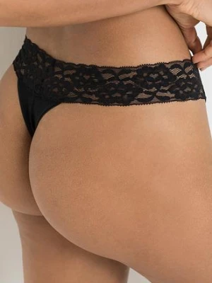 Stringi z bawełną (4 pary) bonprix