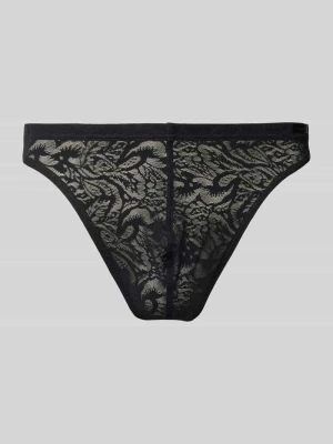 Stringi z efektem podpalenia HOM