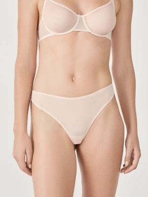 Stringi z tiulu Etam