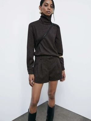 Strukturalny sweter z wysokim kołnierzem PATRIZIA PEPE