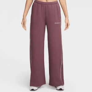 Studio Fleece Mid-Rise Wide-Leg Scallop Pants Nike różowy