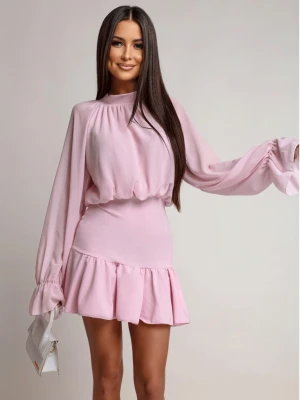 Stylowa sukienki mini z falbaną REENIE - pudrowy róż  magmac 