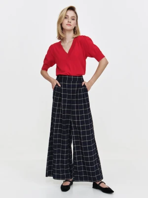 Stylowy czerwony sweter z krótkim rękawem Top Secret