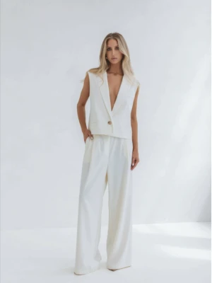 Stylowy komplet kamizelka i szerokie spodnie ABBY - waniliowy  magmac 