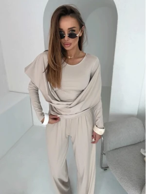 Stylowy wiskozowy komplet z szerokimi spodniami LUMIRA - jasny beż  magmac 
