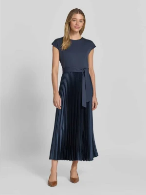 sukienka casualowa o kroju regular fit z plisowaną spódnicą model 'GELA' Weekend Max Mara Ciemnoniebieski