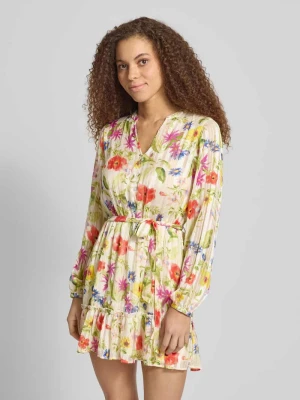 Sukienka casualowa taliowana z detalami z efektownej przędzy model ‘AVERY’ Only