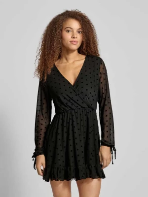 Sukienka casualowa taliowana z głębokim dekoltem w serek model ‘WRAP DRESS’ Only