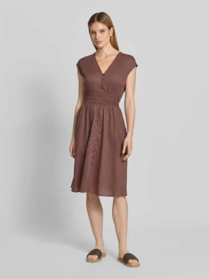 Sukienka do kolan z mieszanka lnu z listwa guzikowa Christian Berg Woman Selection