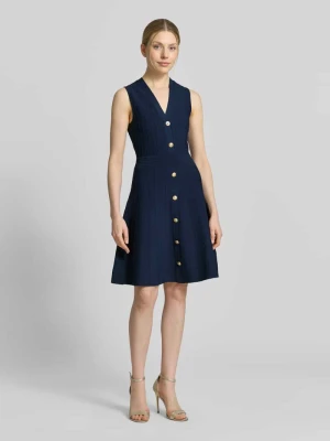 Sukienka do kolan z mieszanki wiskozy model 'Amber' Guess