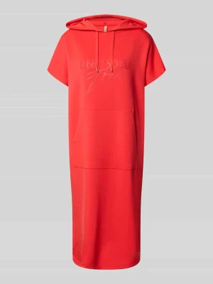 Sukienka dresowa z kapturem Soyaconcept
