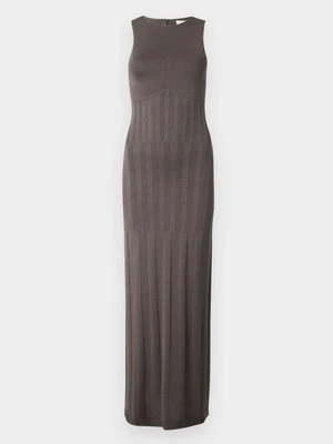 Sukienka dzianinowa AERON