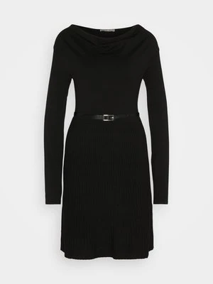 Sukienka dzianinowa Anna Field