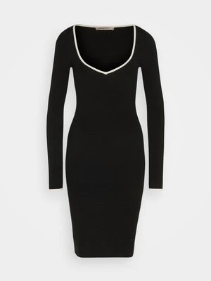 Sukienka dzianinowa Anna Field