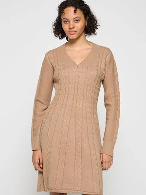 Sukienka dzianinowa Apart