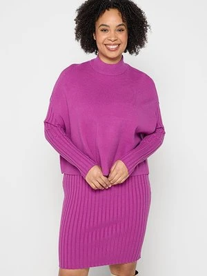 Sukienka dzianinowa Apart