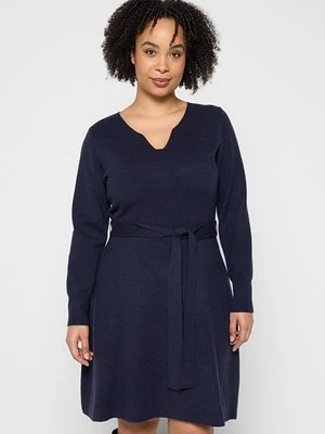 Sukienka dzianinowa Apart