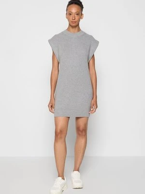 Sukienka dzianinowa Apricot