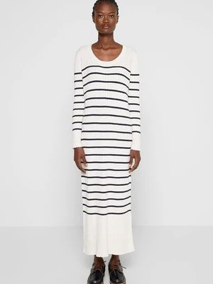 Sukienka dzianinowa Barbour