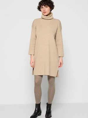 Sukienka dzianinowa Barbour