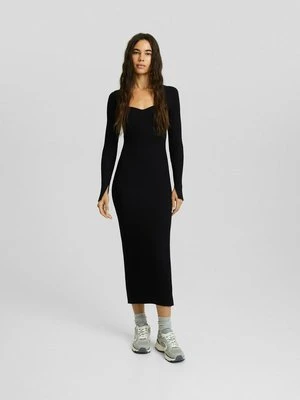 Sukienka dzianinowa Bershka