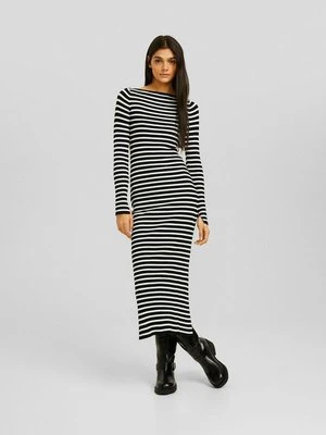 Sukienka dzianinowa Bershka