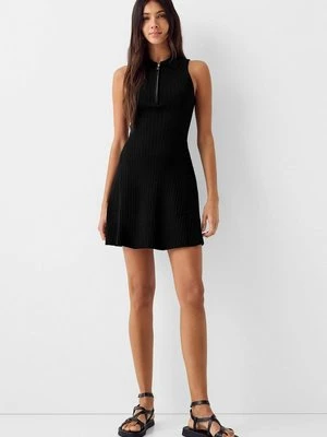 Sukienka dzianinowa Bershka