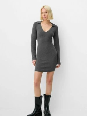 Sukienka dzianinowa Bershka