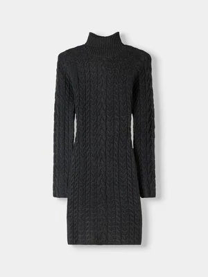 Sukienka dzianinowa Bershka