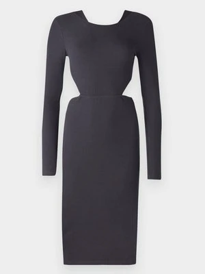 Sukienka dzianinowa Billabong