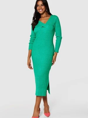 Sukienka dzianinowa Closet