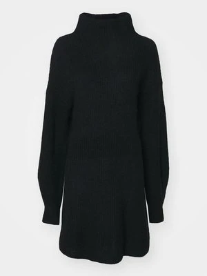 Sukienka dzianinowa DESIGNERS REMIX