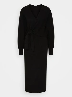 Sukienka dzianinowa DESIGNERS REMIX