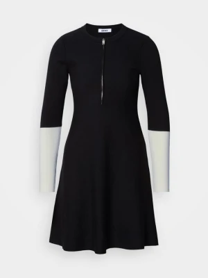 Sukienka dzianinowa DKNY czarny