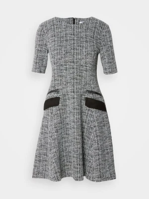 Sukienka dzianinowa DKNY czarny