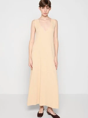 Sukienka dzianinowa drykorn