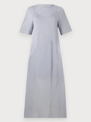 Sukienka dzianinowa drykorn