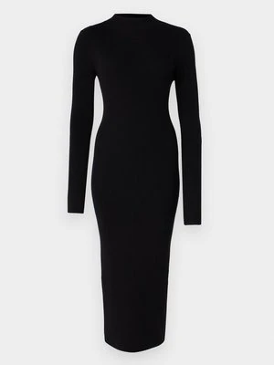 Sukienka dzianinowa drykorn