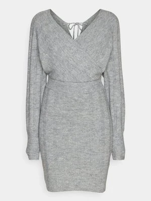 Sukienka dzianinowa Even&Odd