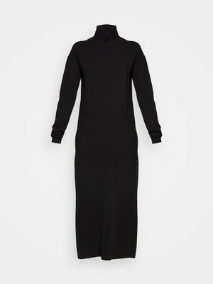 Sukienka dzianinowa Even&Odd