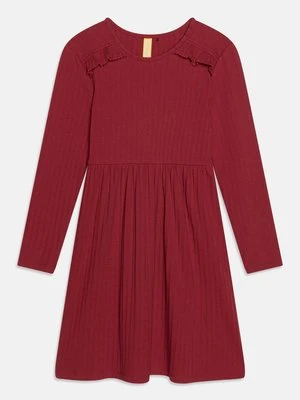 Sukienka dzianinowa Friboo